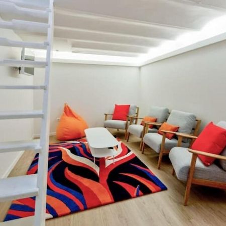 Cozy 2 Bedroom Apartment In Παρίσι Εξωτερικό φωτογραφία
