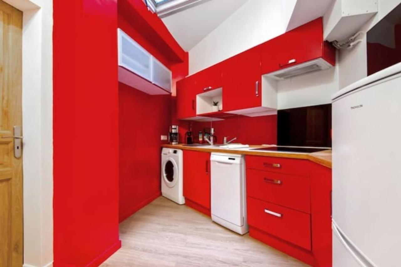 Cozy 2 Bedroom Apartment In Παρίσι Εξωτερικό φωτογραφία