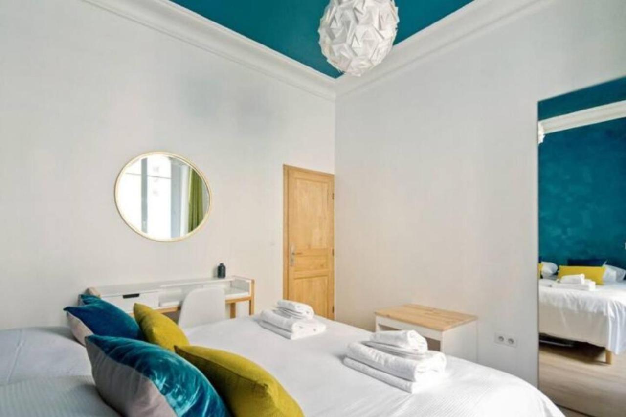 Cozy 2 Bedroom Apartment In Παρίσι Εξωτερικό φωτογραφία